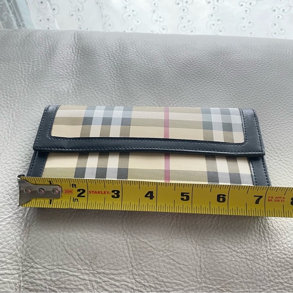 WALLET BIFOLD GORGEOUS LEATHER CLASSIC PATTERN - Picture 9 of 10